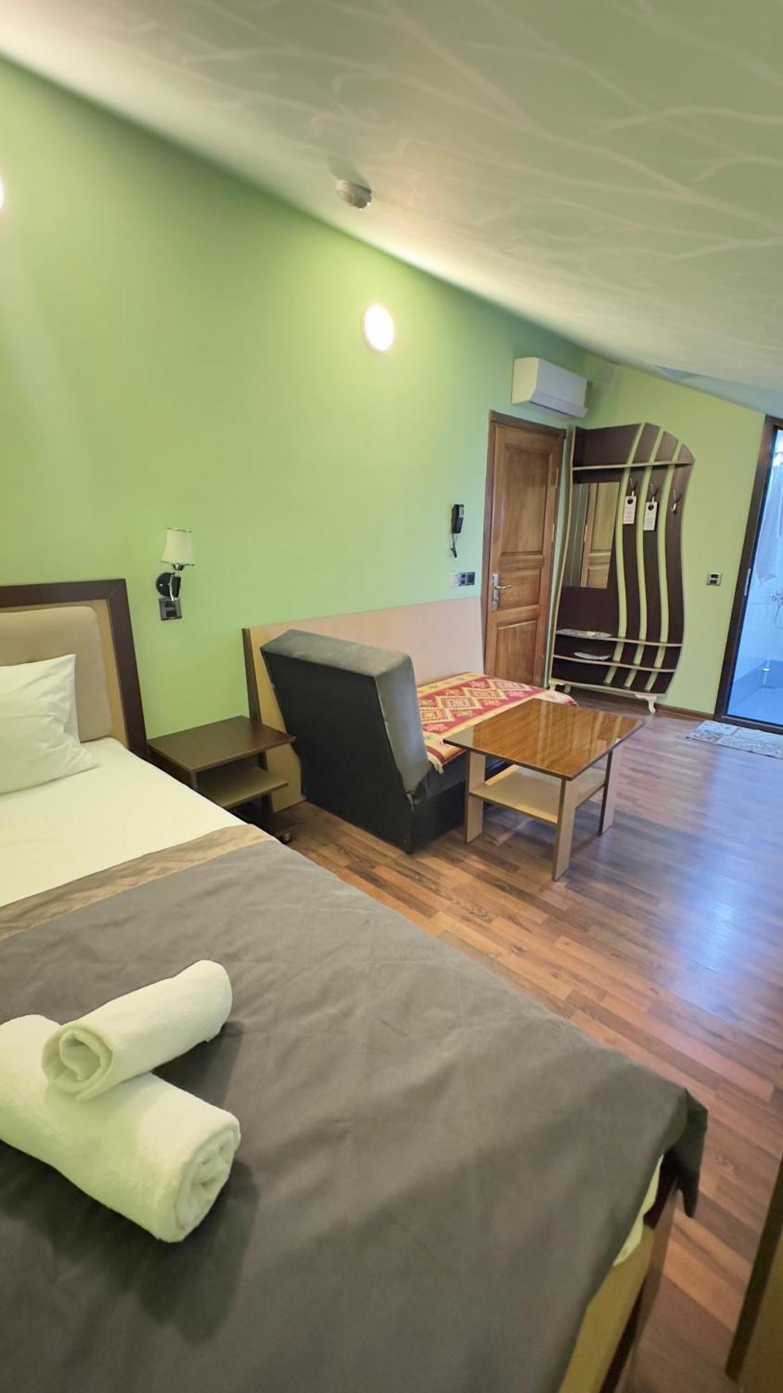 Yaffle Inn Shaki Boutique Hotel Şǝki Exterior foto