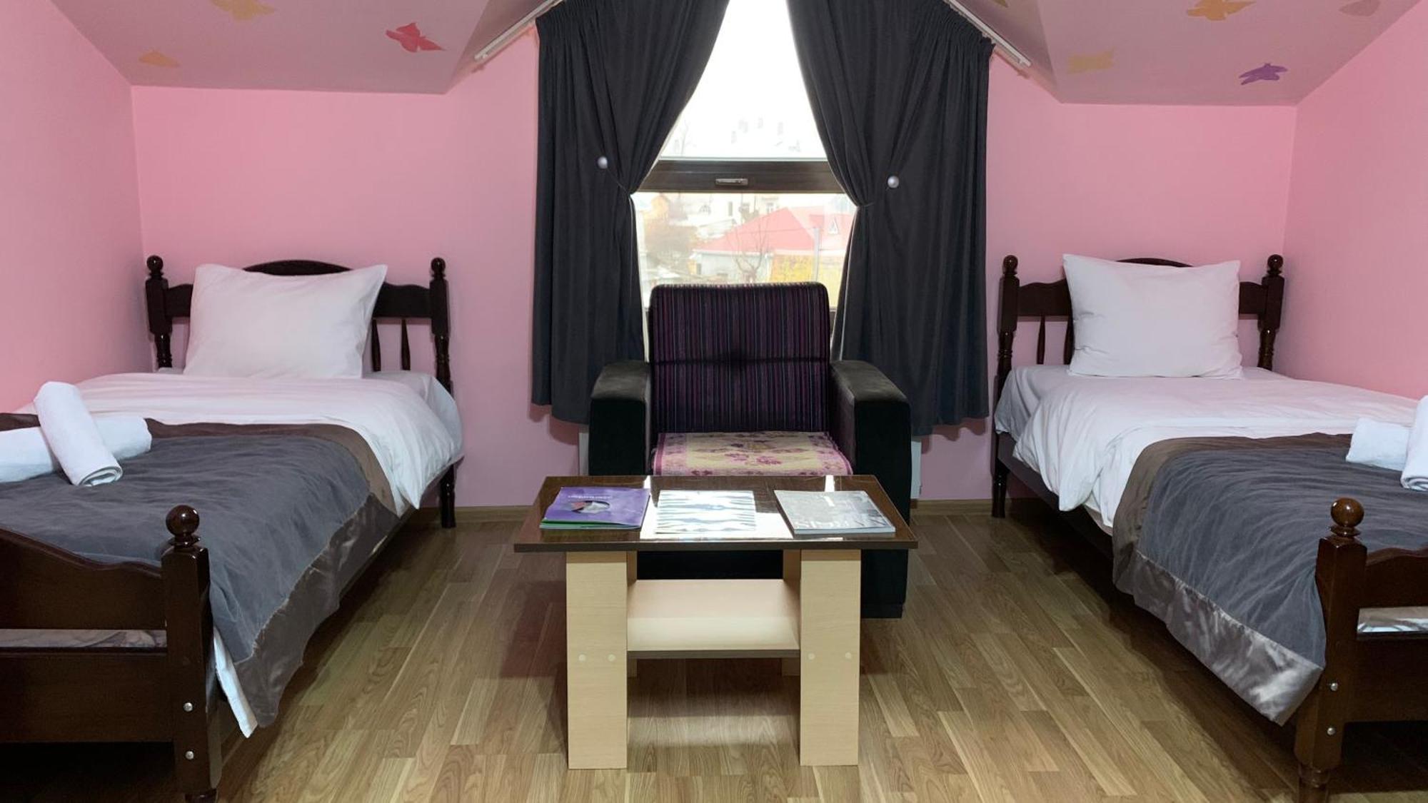 Yaffle Inn Shaki Boutique Hotel Şǝki Habitación foto