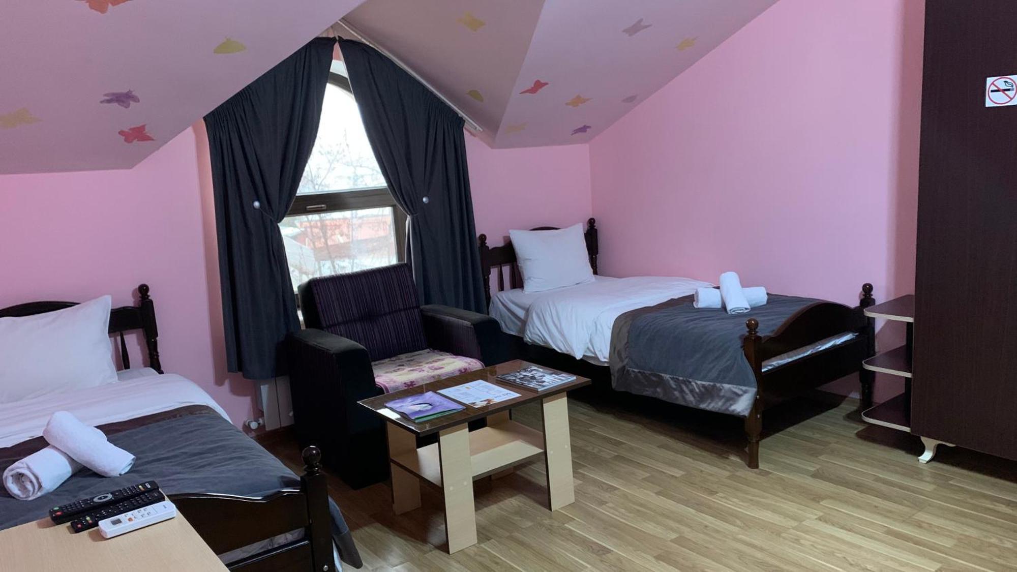 Yaffle Inn Shaki Boutique Hotel Şǝki Habitación foto